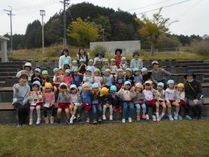 3,4,5歳児で集合写真を撮りました