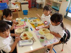 初めての給食
