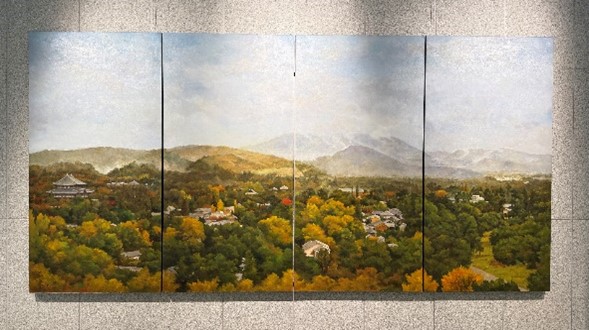 大和エリアに飾られた絵画の写真