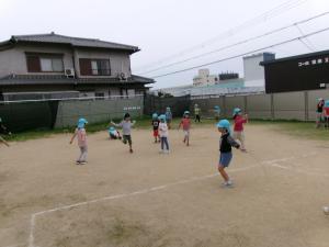 縄跳びにチャレンジ