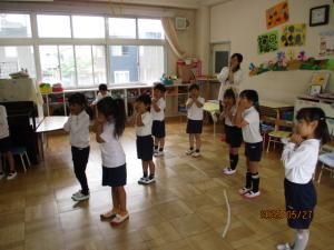 ダンスをしている子ども達