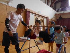 5歳児鉄棒頑張ったよ