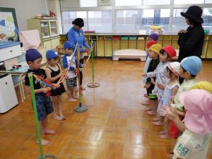 佐保幼　プール開き集会2