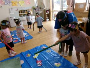 3歳　魚を釣る