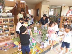 1組　七夕　飾り付け