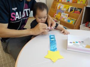 七夕飾りシールペタペタ