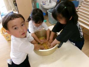 黄色とオレンジが混ざってるよ