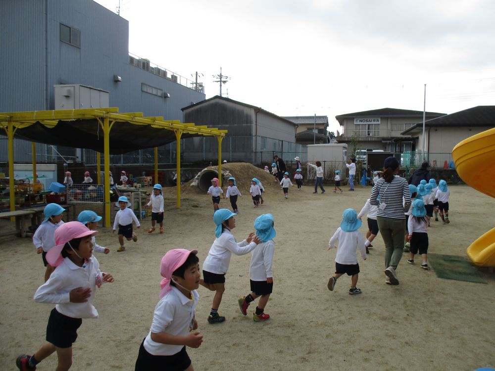 体力づくり駆け足納会をしました。＜3，4，5歳児＞の画像１