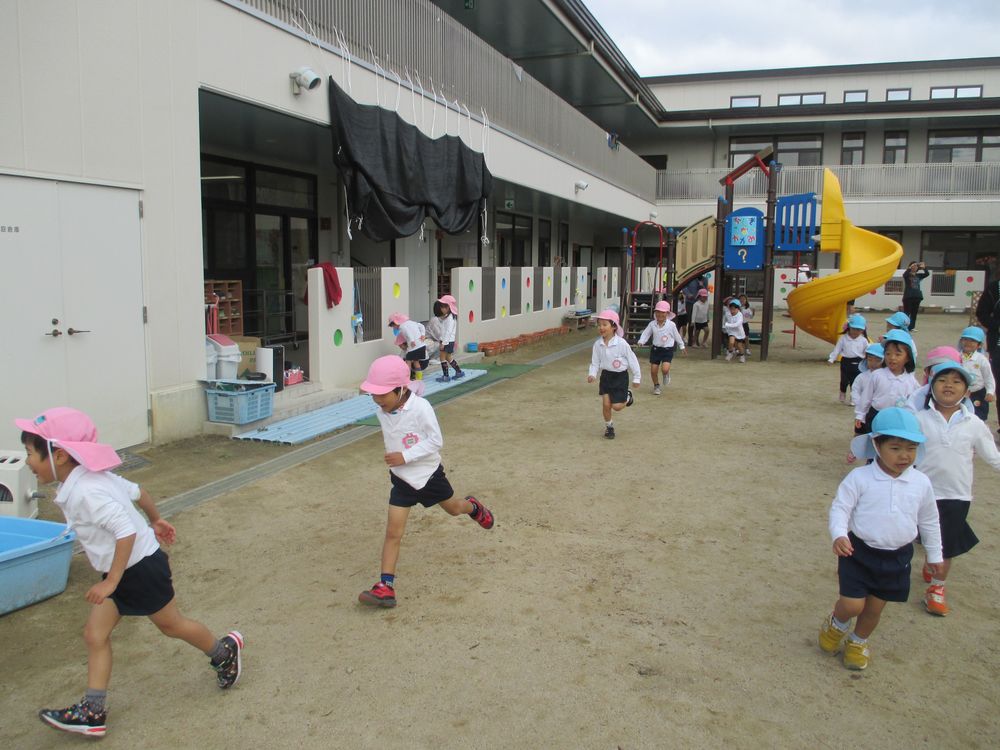 体力づくり駆け足始まりました。＜3・4・5歳児＞の画像4
