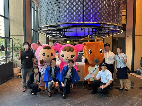 奈良交通さんとの記念写真