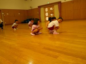 こびと歩き