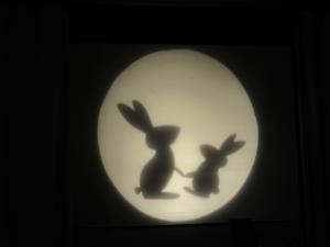 つき