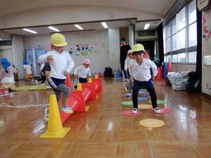 佐保幼　10月　のびのびクラブ