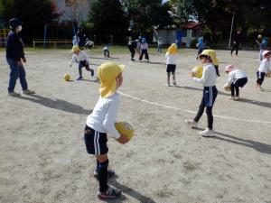 佐保幼　11月のびのびクラブ２