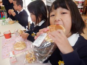 佐保幼　11月パンの日4