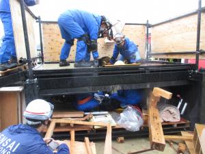 多数傷病者発生箇所における救出・救命作業