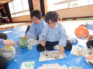 佐保幼　恐竜の卵づくり2