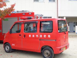 消防士の方に来ていただき消防訓練をします