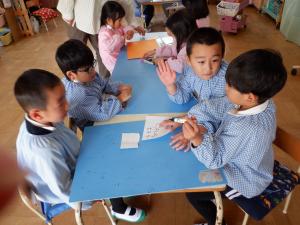 佐保幼　作品展表示づくり2