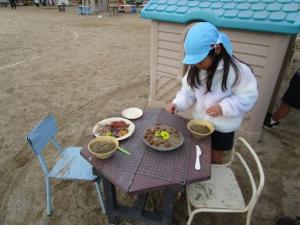 花やどんぐりで飾り付け