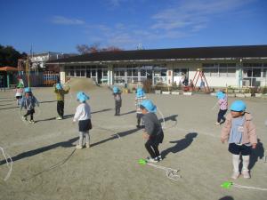 なわとび　すみれ