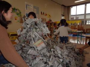 新聞紙を集めています