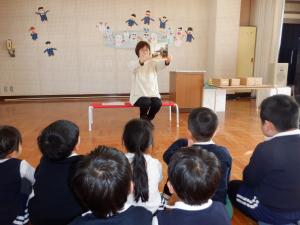 佐保幼　１２月わらべうた遊び