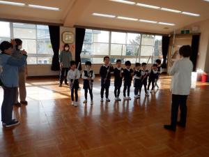 佐保幼　12月わらべうた遊び3