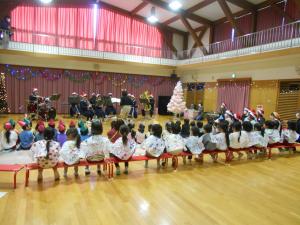 みんなでクリスマスお楽しみ会をしました