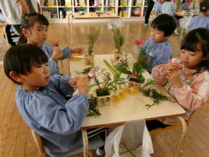 手の大きさの長さに切るよ