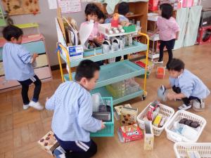 佐保幼　大掃除