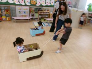 ２歳児　そり遊び