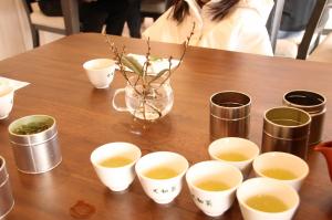 大和茶の試飲