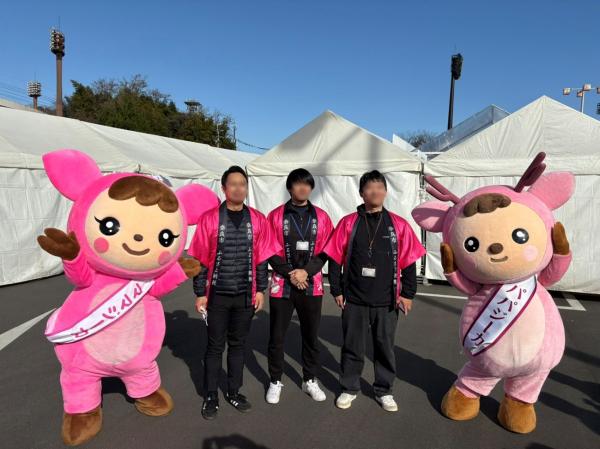 イクジーカとスタッフ