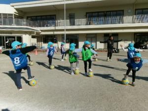 １組　サッカー　３