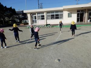佐保幼　縄跳びチャレンジ1月２
