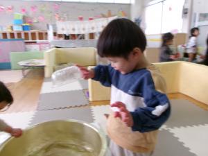 氷遊びの様子６