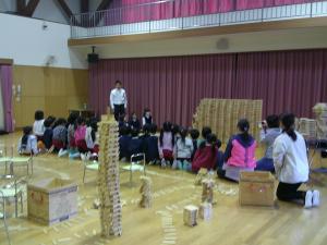 ナイアガラの滝が崩れていっています