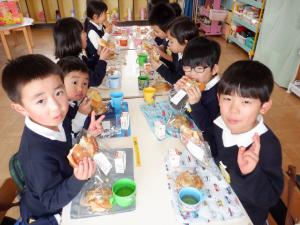 佐保幼　1月パンの日2