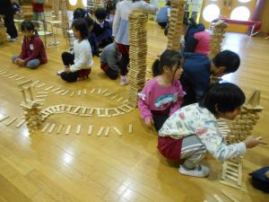 5歳児がカプラでまちをつくっています