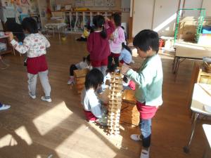 お部屋でカプラしています