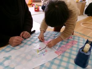 【りす組】凧上げ製作