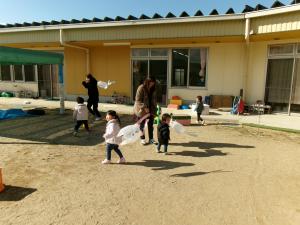 【りす組】凧あげ