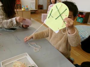 【りす組】てぶくろ糸通し