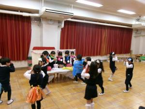 みんなで覗いてみよう