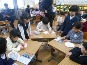 1年生とコマづくり4