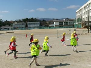 サッカーひまわり組4