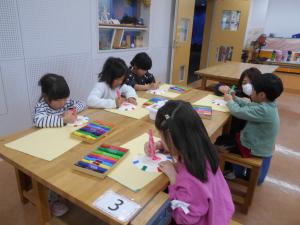 好きな絵をじっくりとかいています