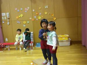 司会をする４歳児