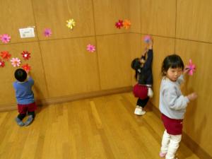 3歳児　お別れ会の準備をしています